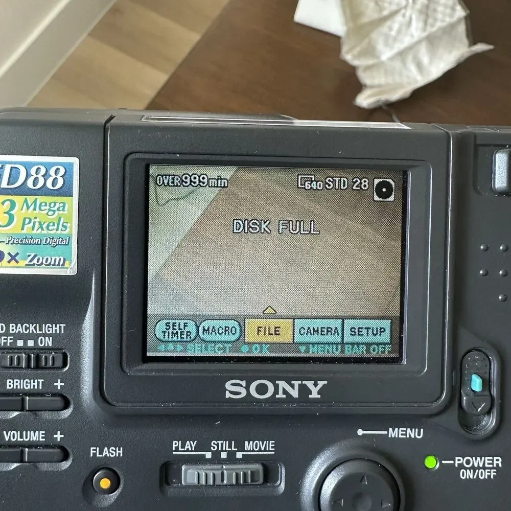 Sony Mavica MVC-FD88 Digital Still Camera Battery Charger Floppy Disk WORKS